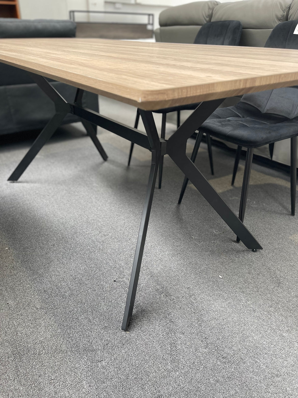 'Belmont' 1.8m Dining Table